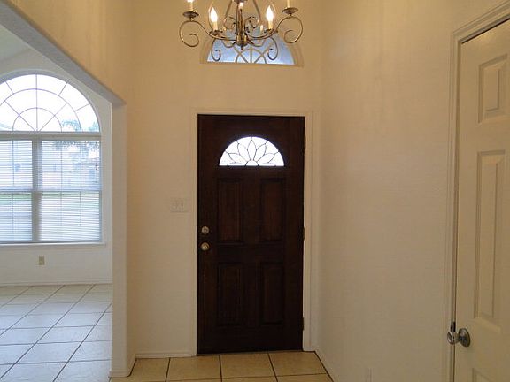 2nd image of 3074 Vanessa Dr