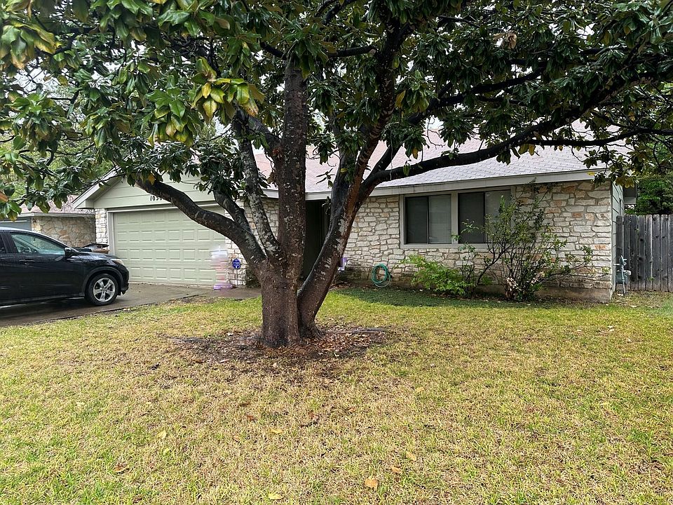1st image of 10501 Robinwood Cir