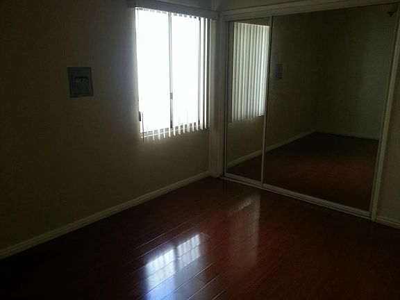 5th image of 2745 S Fremont Ave APT 6