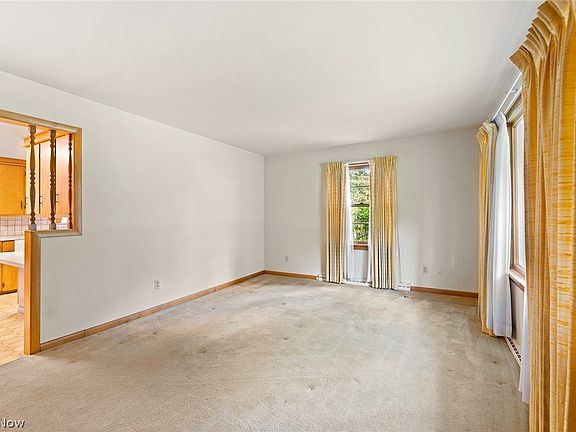 5th image of 177 N Scranton St