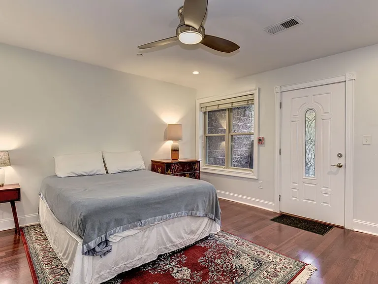 1423 Clifton St NW #1 — Photo 16