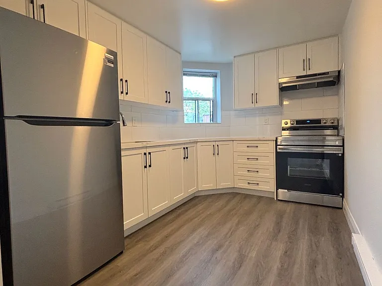99 Bellevue Ave #4 — Photo 1