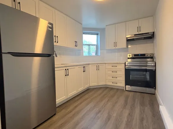99 Bellevue Ave, Toronto, ON