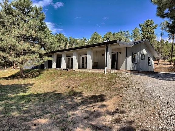 2nd image of 1251 Valley View Drive