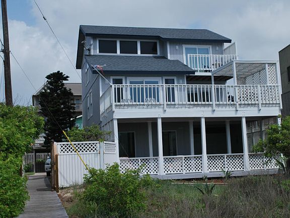 2nd image of 732 Sandcastle Dr #7