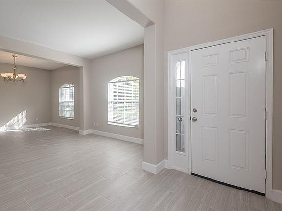 3rd image of 5606 Autumn Chase Cir