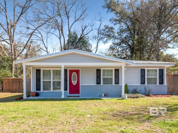 1304 Barker Dr W, Mobile, AL 36608