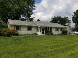 22555 Sunset Dr, Vassar, KS 66543