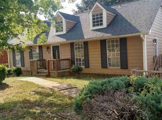 12 Royal Coach Cir, Bessemer, AL 35022