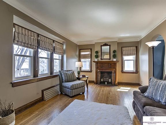 4th image of 322 N 37th St