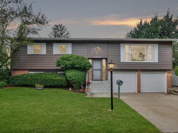 15406 Las Flores Ln, Oak Forest, IL 60452