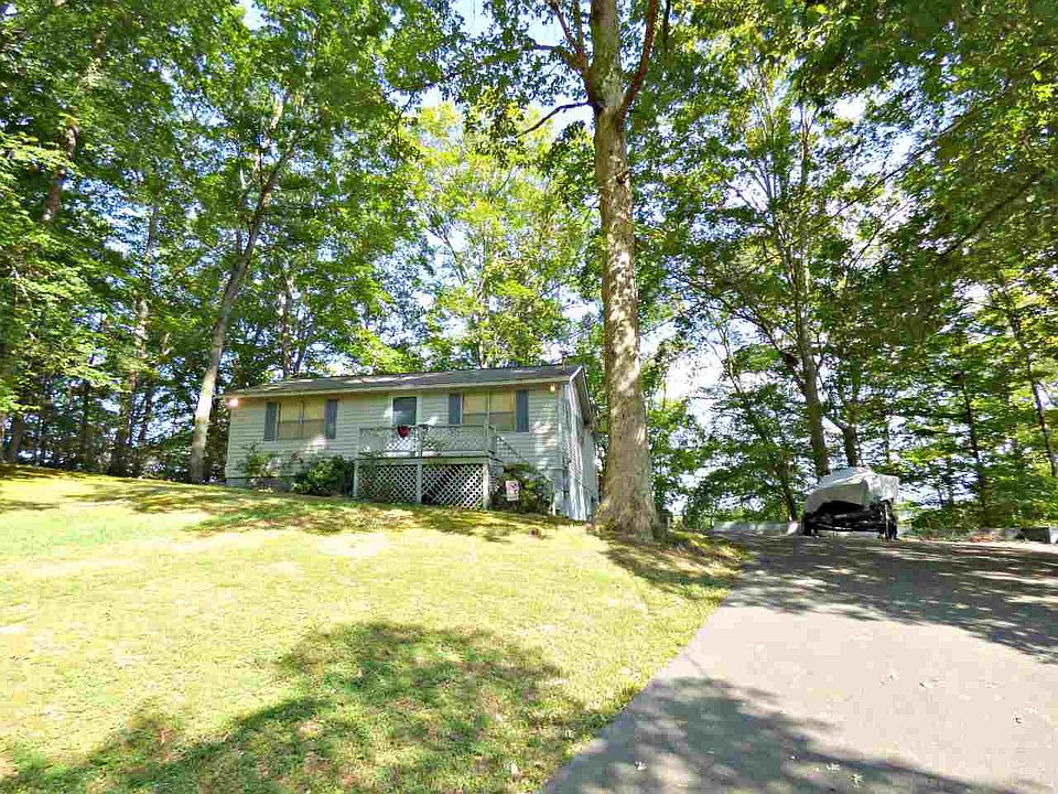 1st image of 1090 Beechwood Dr