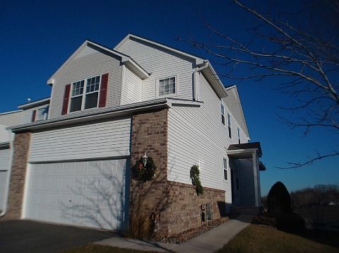 Spacious 2 story  townhome