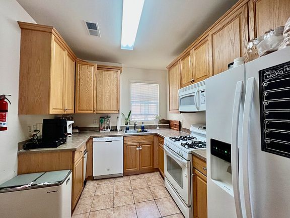 5th image of 200 Dey St Unit 201