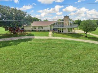 1034 Country Club Rd, Argyle, TX 76226