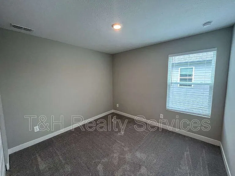 19946 Edwick Dr — Photo 5