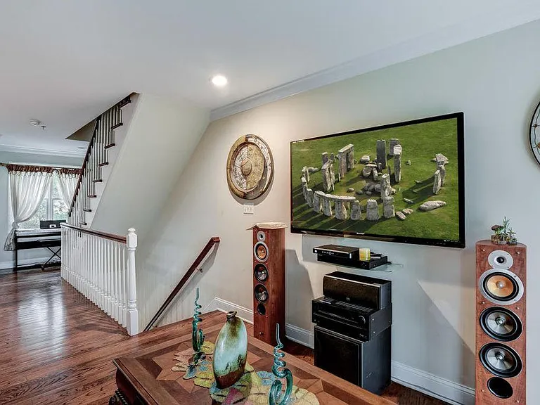 3 Chapin Ave — Photo 9