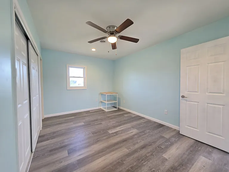 22931 Steele Dr — Photo 28