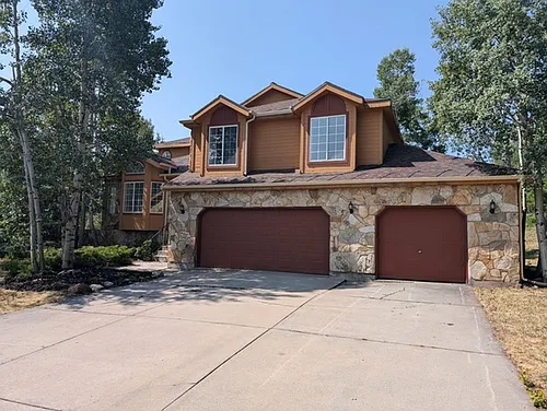 3541 Wagon Wheel Way Photo 1