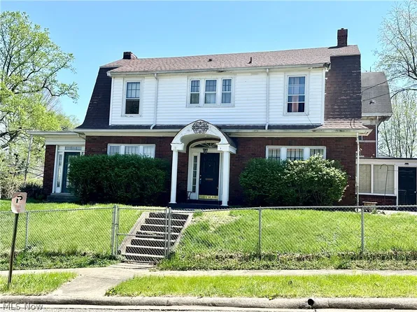 1 Camden Pl, Parkersburg, WV 26101