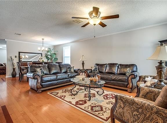4th image of 5321 Pandale Valley Dr