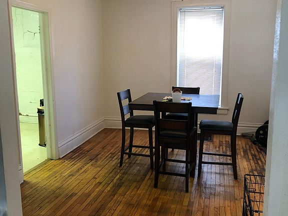 5th image of 1114 W 40th St