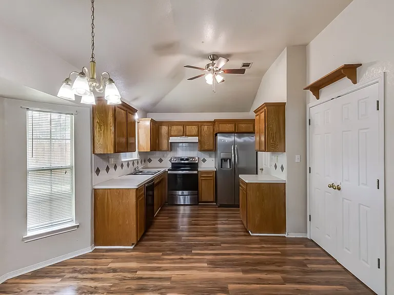 5316 Trail Dr — Photo 9
