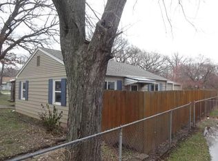 914 40th Street Ct, Moline, IL