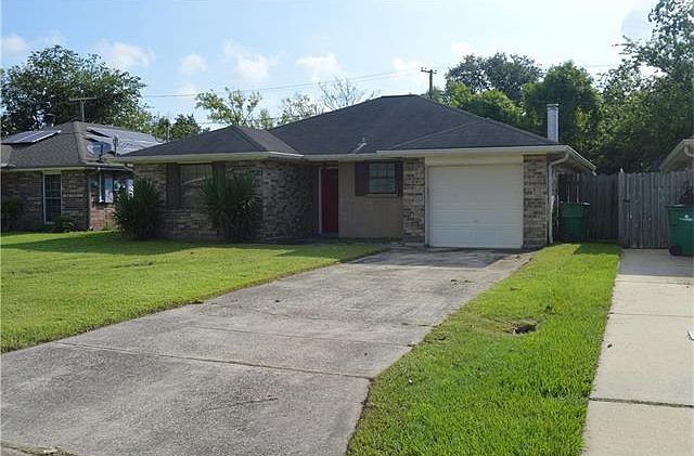 1st image of 226 Janet Dr