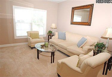3rd image of 3889 Bosworth Dr