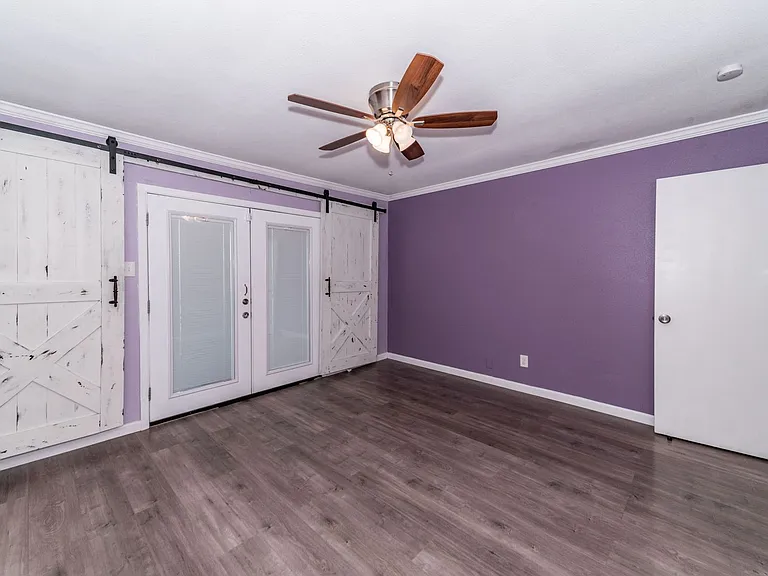 8110 Scottshill — Photo 19