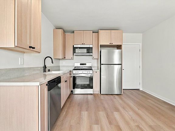 3rd image of 1810 12th St APT 7