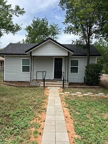 1458 Mesquite St Photo 1