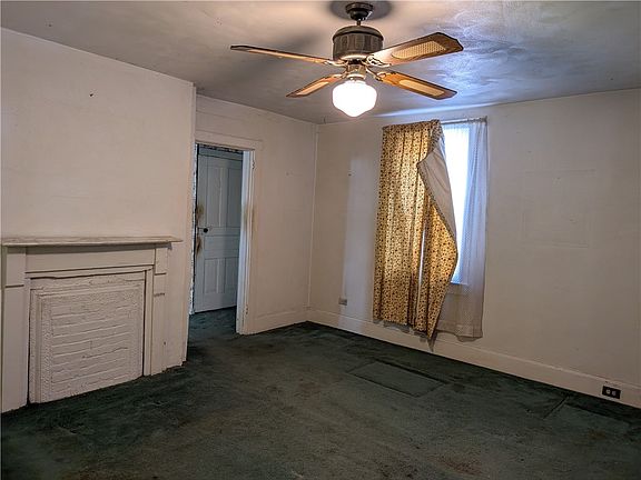 3rd image of 34 Zellers St