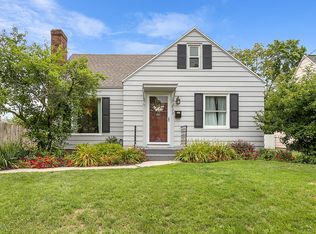 933 Aberdeen St NE, Grand Rapids, MI 49505