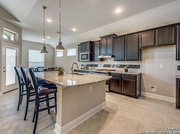 5th image of 13907 Cohan Way