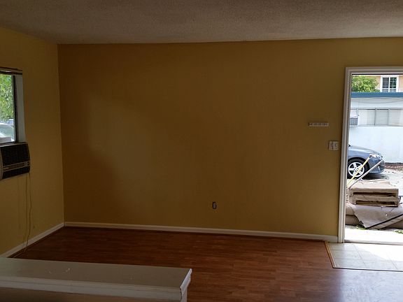 Living room 2