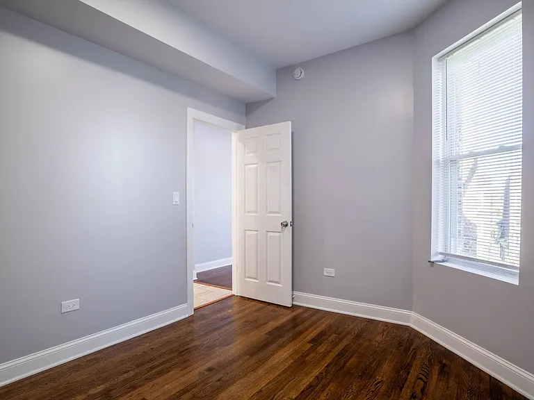 4837 W Monroe St #2 — Photo 14