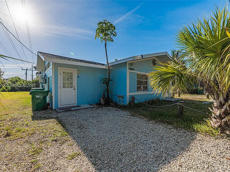 4504 Oakley St #B — Photo 21