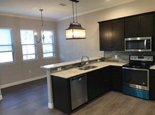 712 E Walcott St, Pilot Point, TX 76258