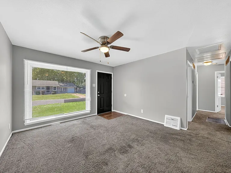 251 Midlothian Rd — Photo 23