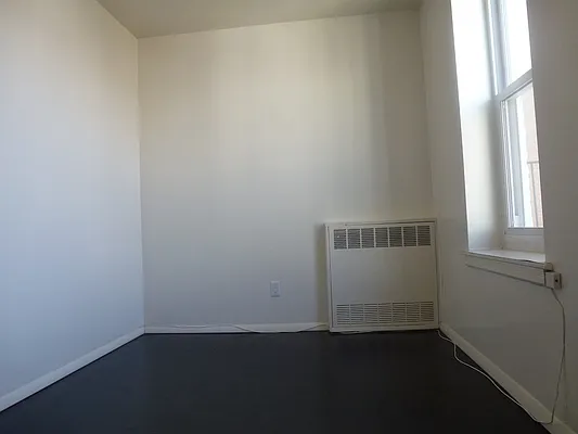 Rented by Dorsa Group | media 16