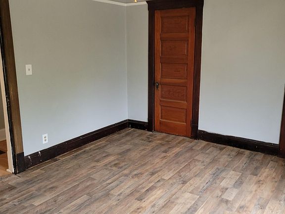 5th image of 4024 Ardmore Ave