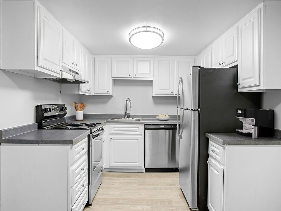 Cook, dine, and gather in a stylish kitchen space.