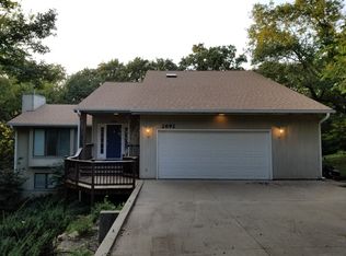 2692 Cedar Ct, Topeka, KS 66617