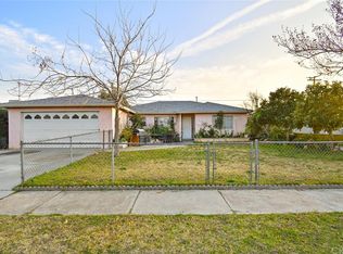 549 W 2nd St, Rialto, CA 92376