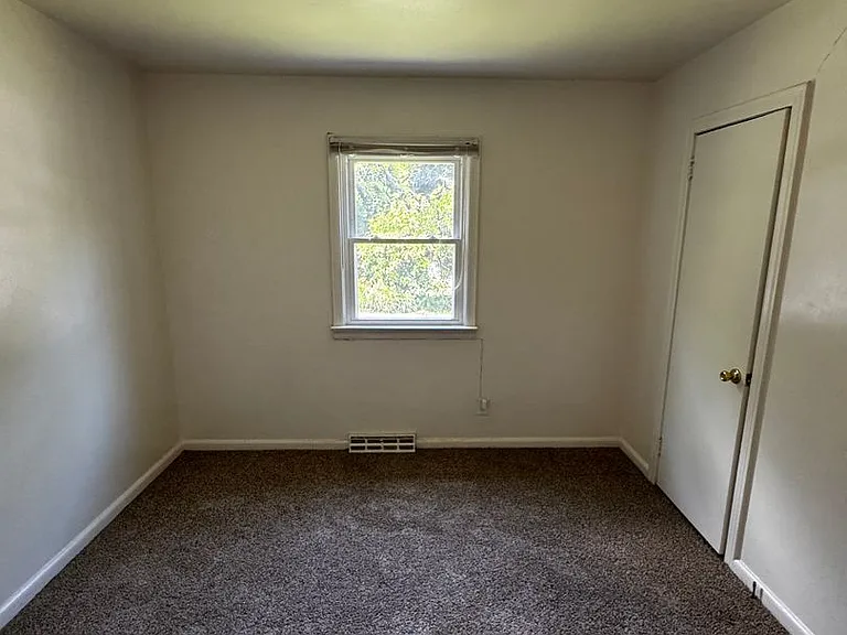 1001 Wilmouth St — Photo 25