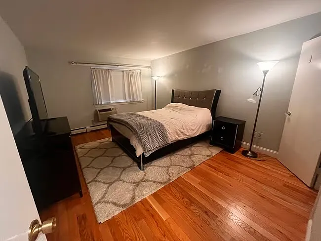 28 Hillside Ter — Photo 12