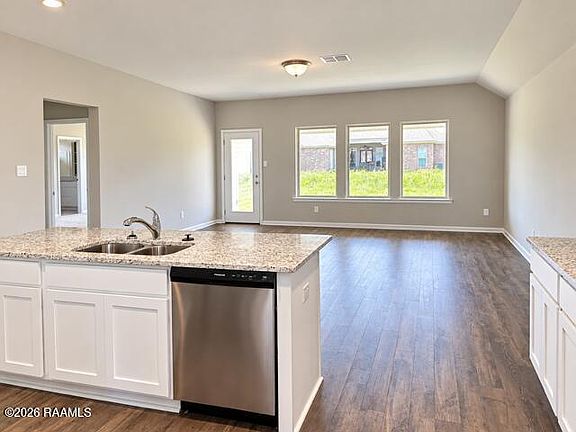 3rd image of 639 Griffiths Ct