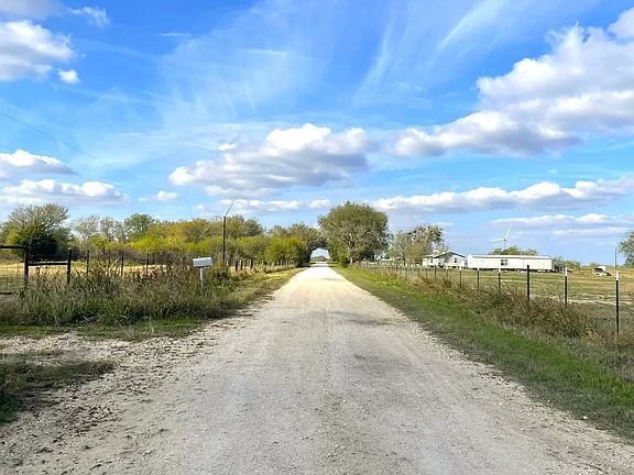 5th image of 16 Hill County Rd #3352